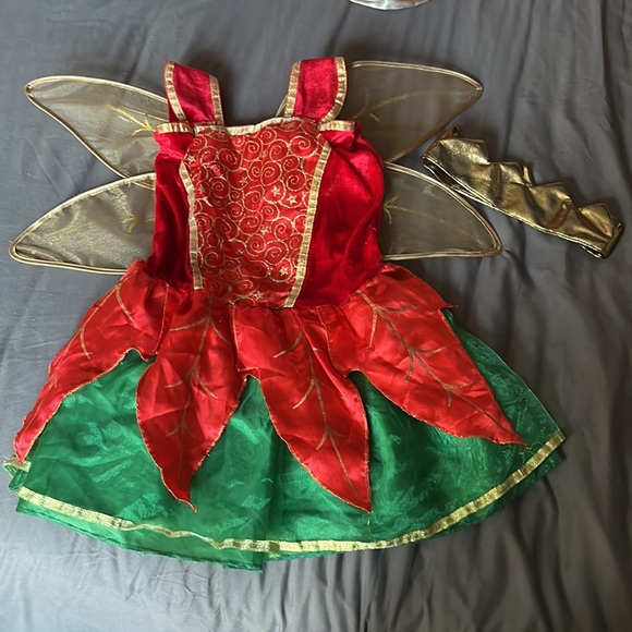 Children’s Fairy Costume with detachable wings and crown. Size 7/8 - Picture 7 of 8